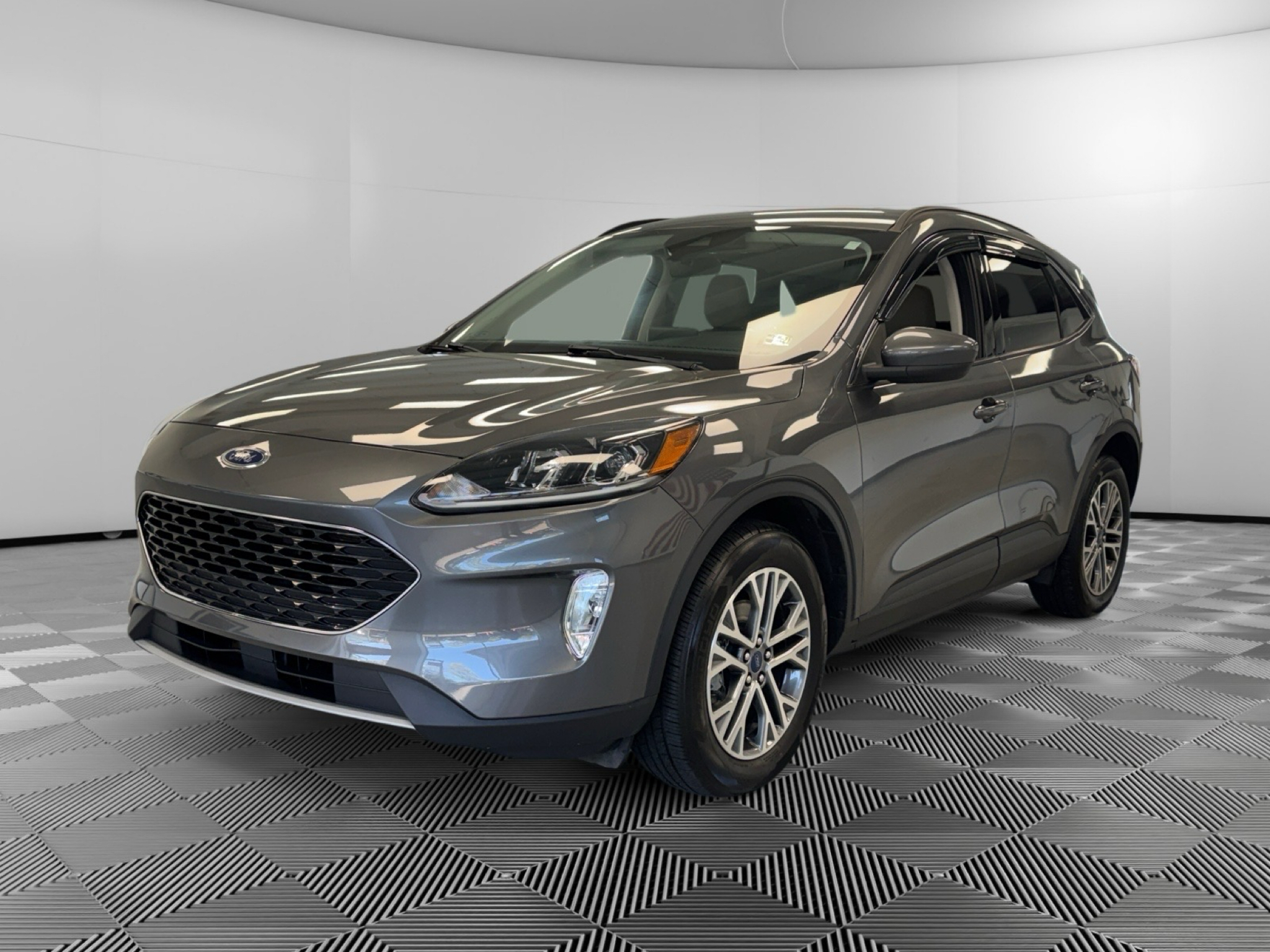 Used 2021 Ford Escape SEL Hybrid SUV