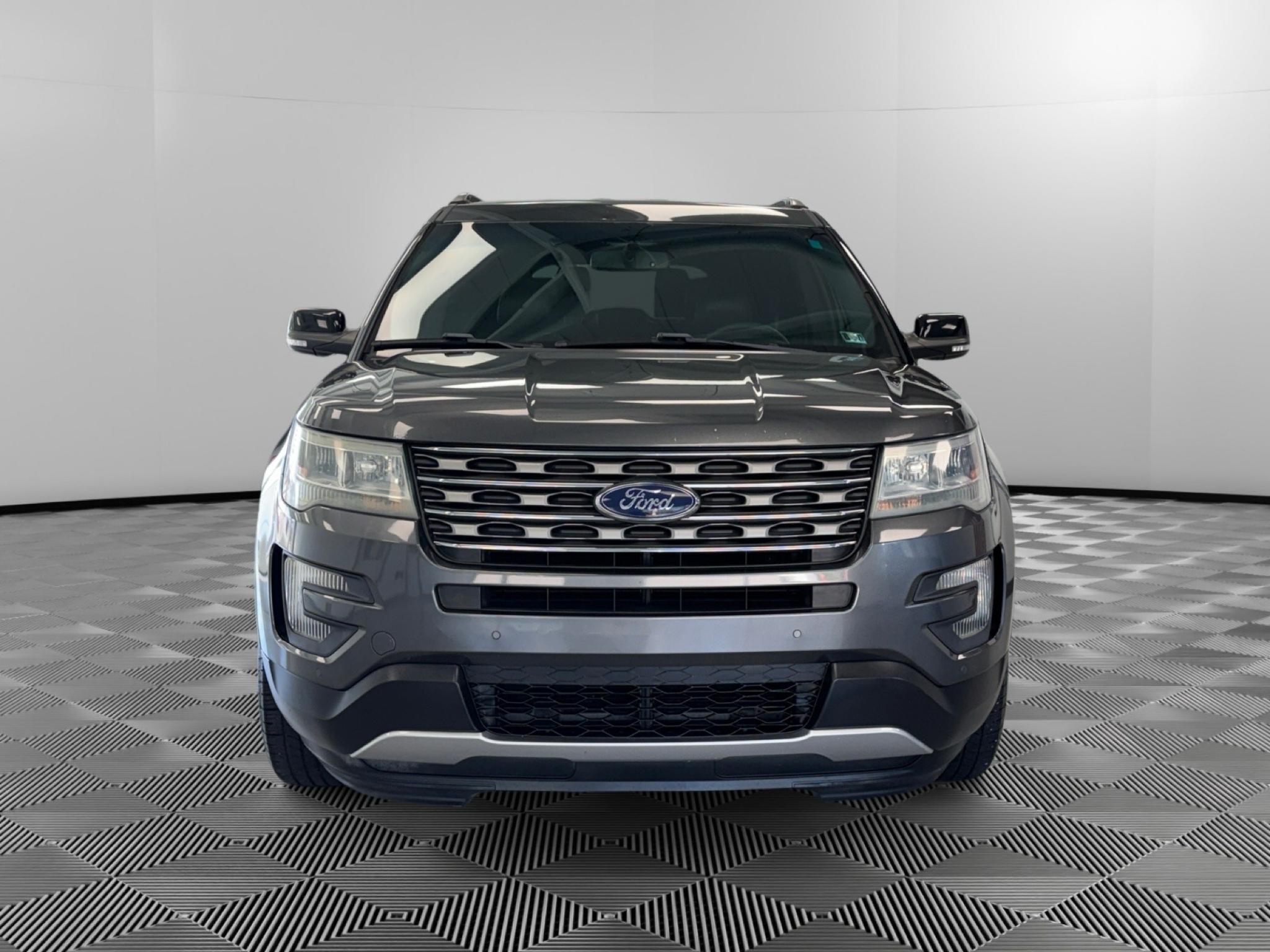 Used 2016 Ford Explorer XLT SUV