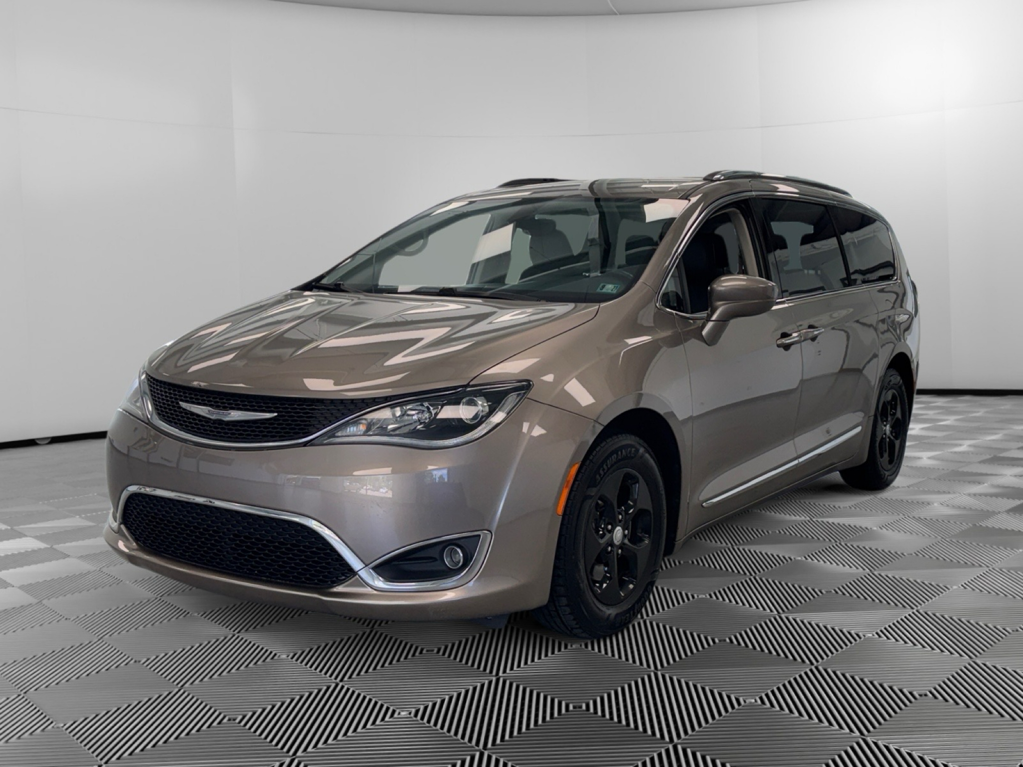 Used 2017 Chrysler Pacifica Touring-L Plus Van