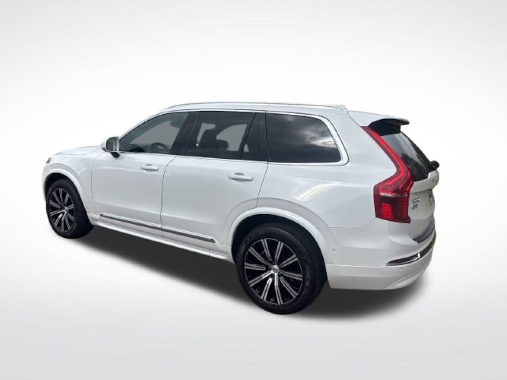 Certified 2025 Volvo XC90 B6 Plus 7-Seater SUV