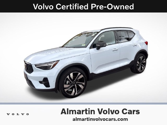 2026 Volvo XC40 Plus