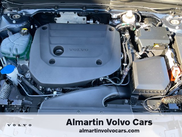 2026 Volvo XC40 Ultra - Photo 16