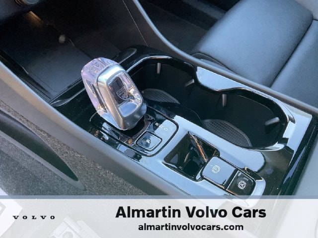 2026 Volvo XC40 Ultra - Photo 26