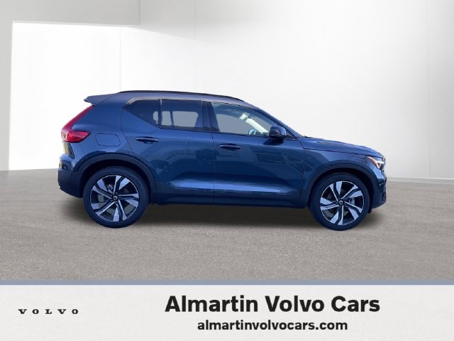 2026 Volvo XC40 Ultra - Photo 14