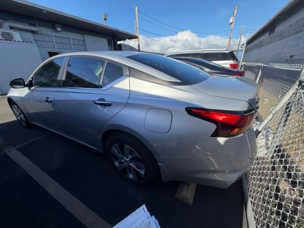 Used 2024 Nissan Altima 2.5 S Sedan