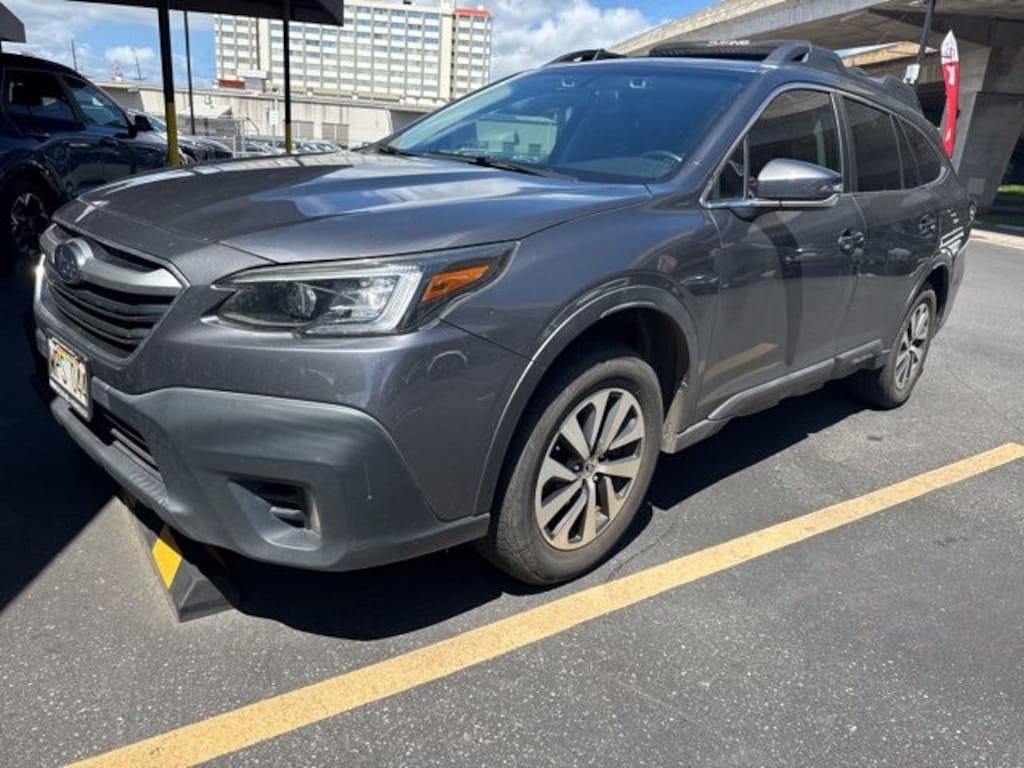 Used 2022 Subaru Outback Premium SUV