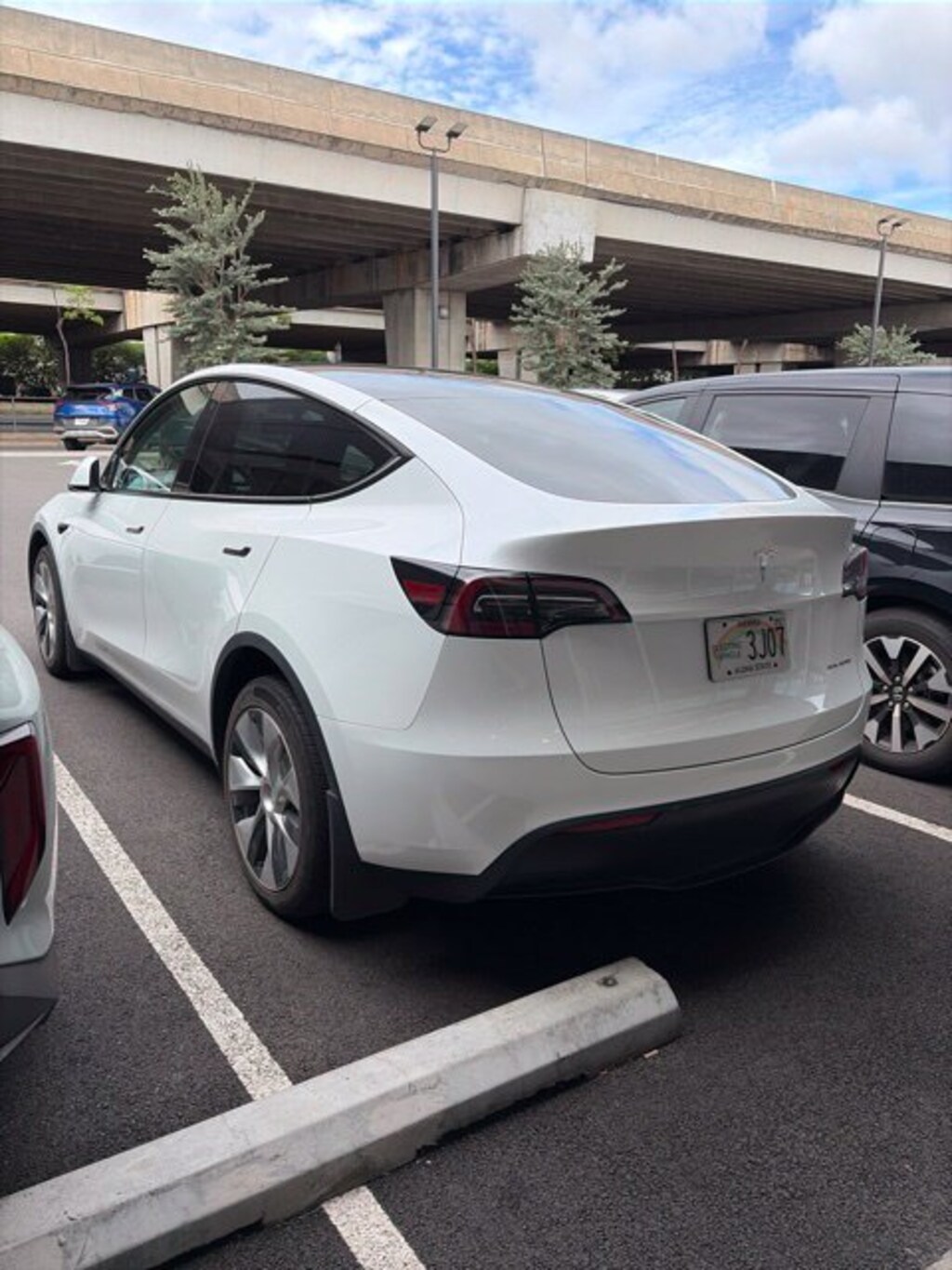 Used 2023 Tesla Model Y Long Range SUV