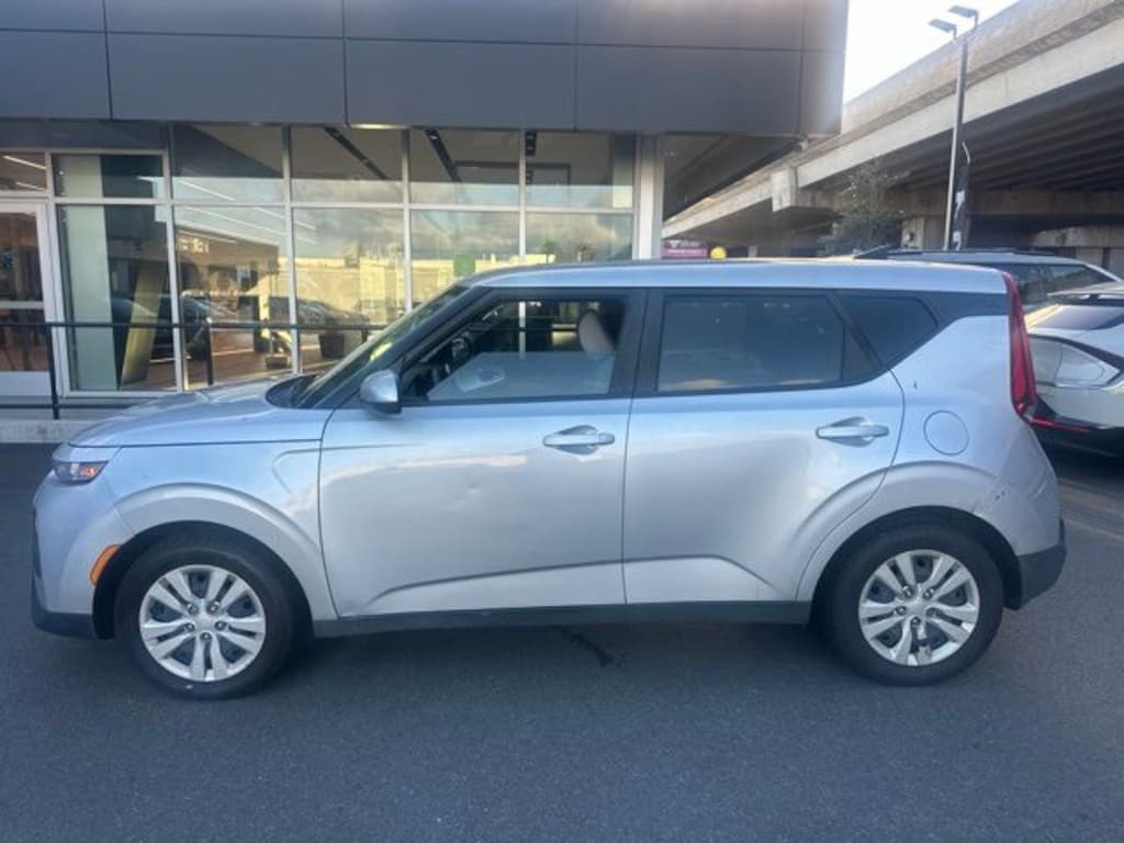 Used 2020 Kia Soul LX Hatchback