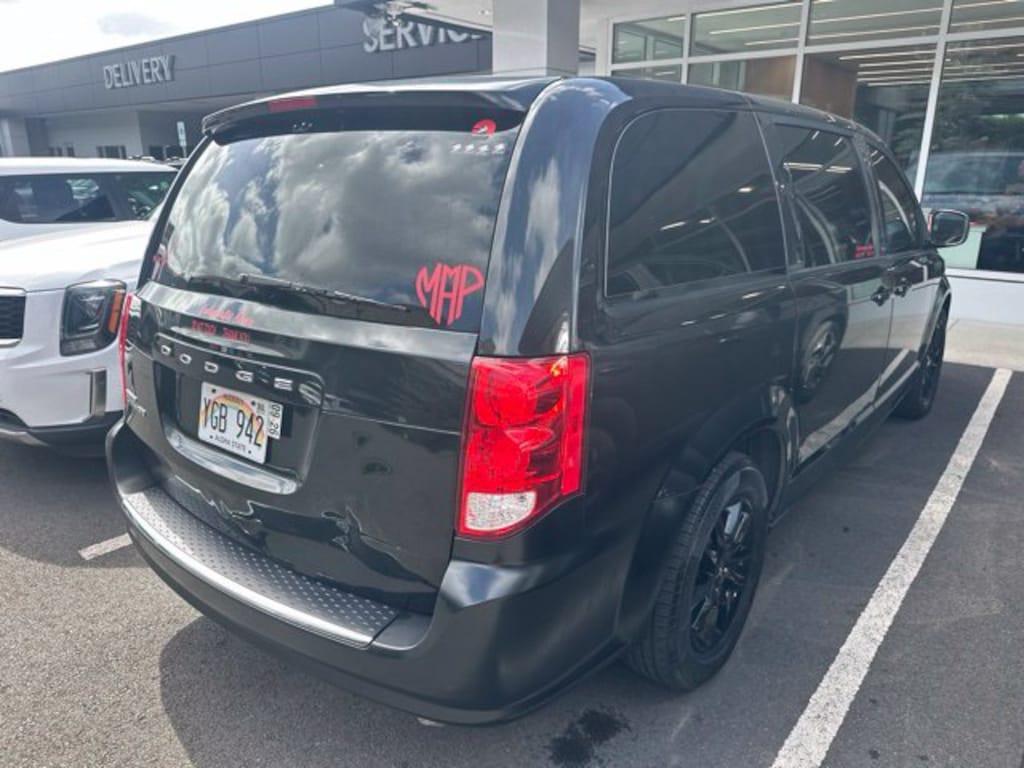 Used 2019 Dodge Grand Caravan SXT Van Passenger Van