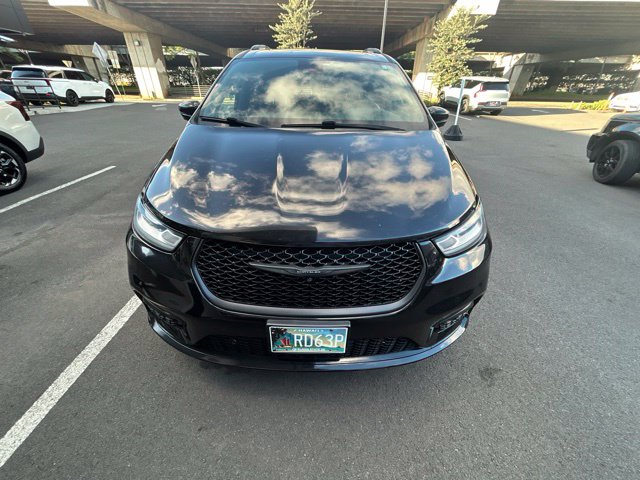 Used 2021 Chrysler Pacifica Touring L Van Passenger Van
