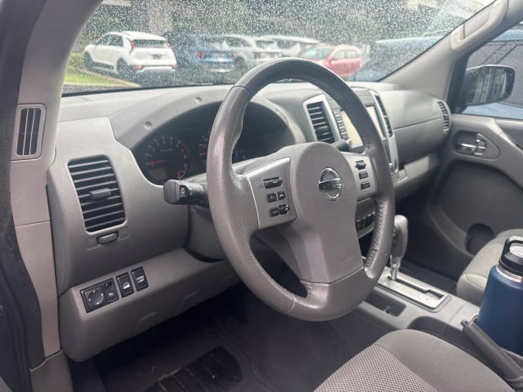 Used 2019 Nissan Frontier SV Truck Crew Cab