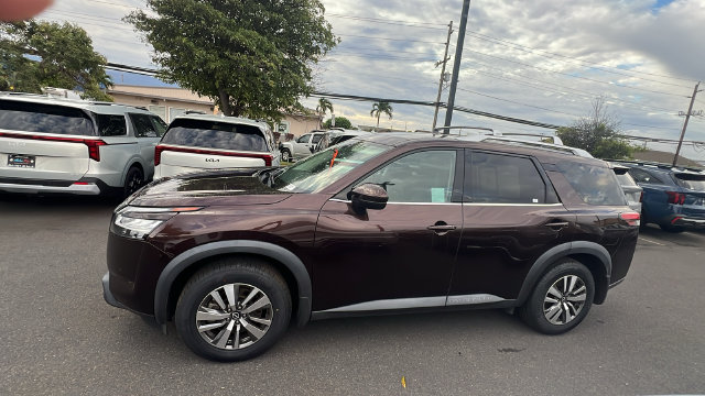 Used 2022 Nissan Pathfinder SL SUV