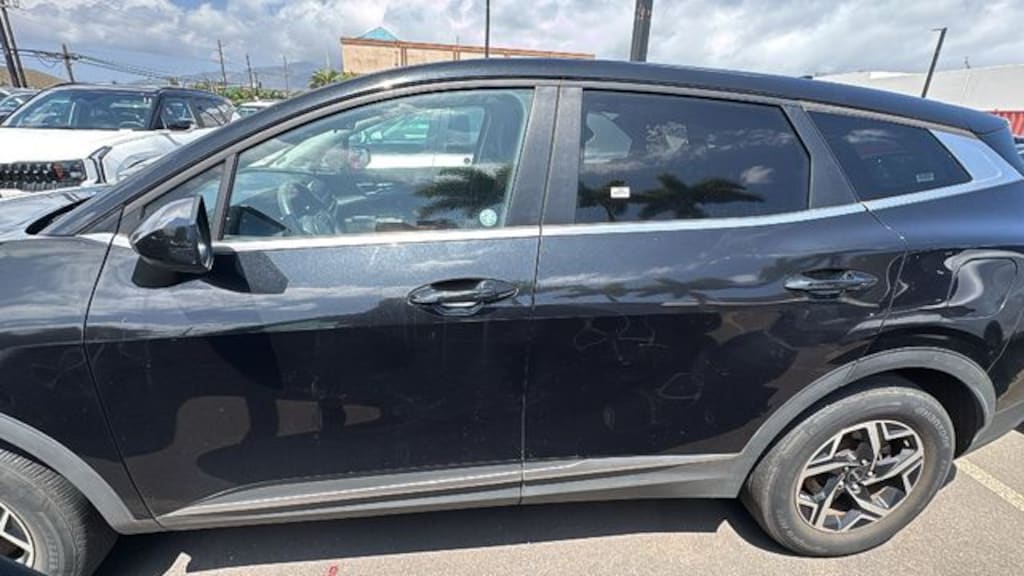 Used 2023 Kia Sportage LX SUV