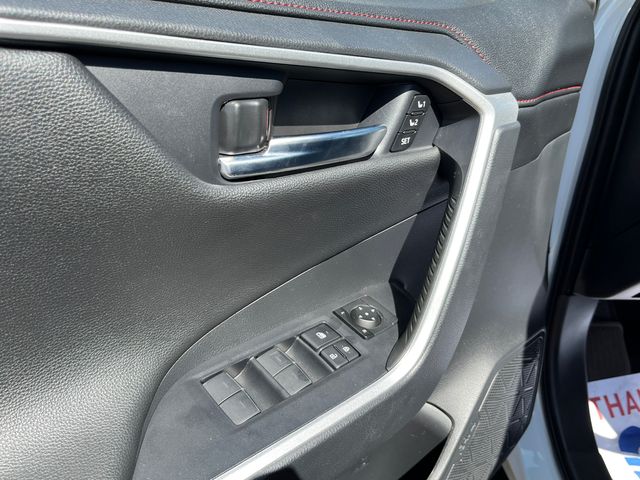 2024 Toyota RAV4 XSE - Photo 24