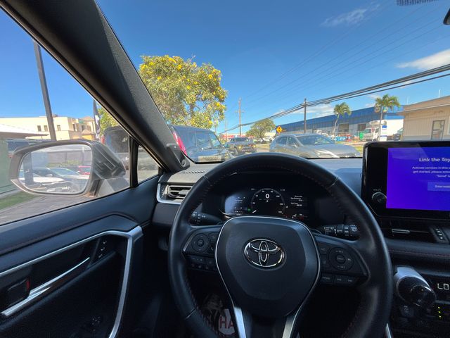 2024 Toyota RAV4 XSE - Photo 9