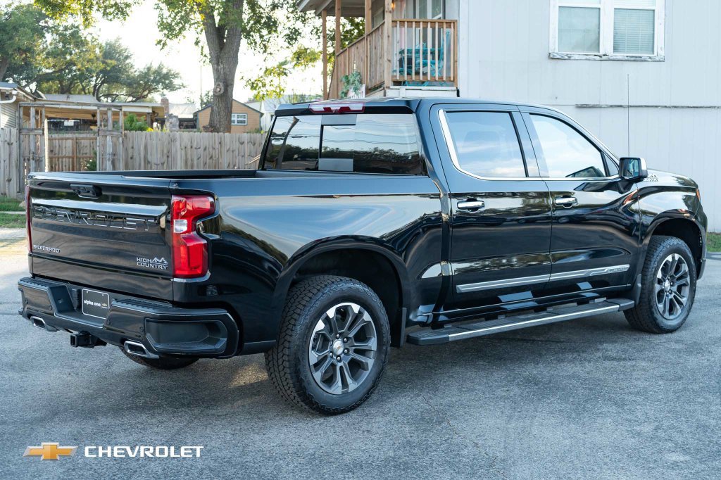 2026 Chevrolet Silverado 1500 High Country - Photo 7