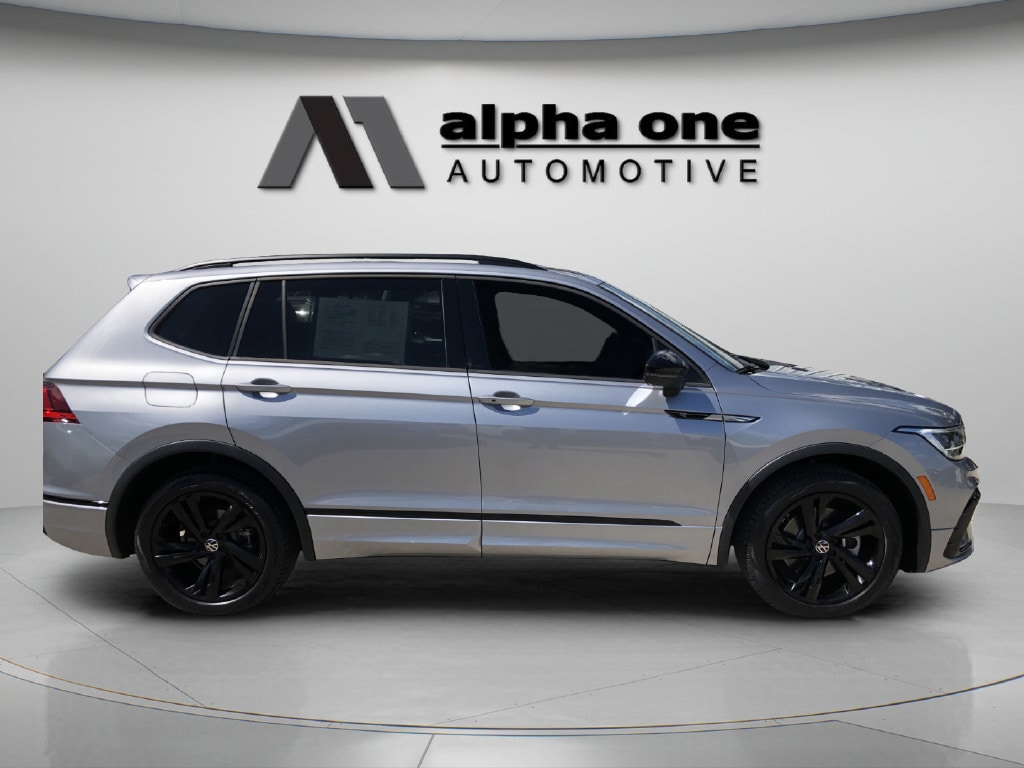 Used 2024 Volkswagen Tiguan SE R-Line Black SUV