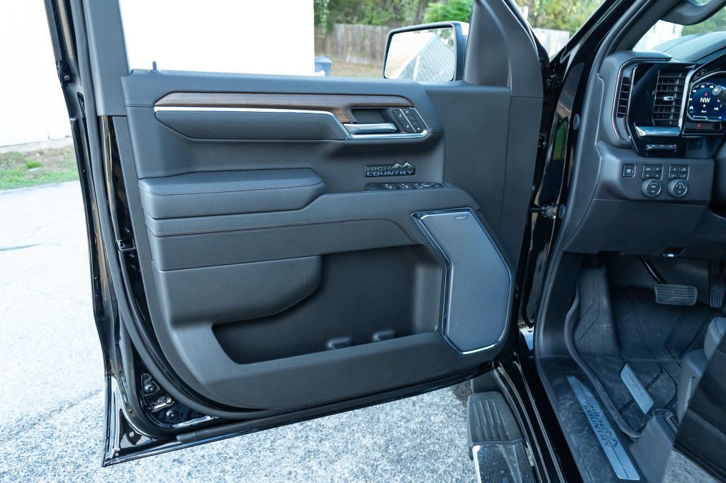 2026 Chevrolet Silverado 1500 High Country - Photo 13