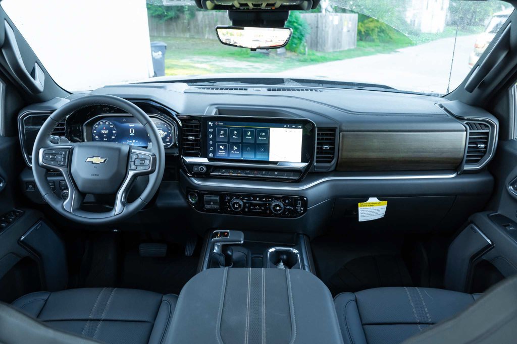 2026 Chevrolet Silverado 1500 High Country - Photo 17