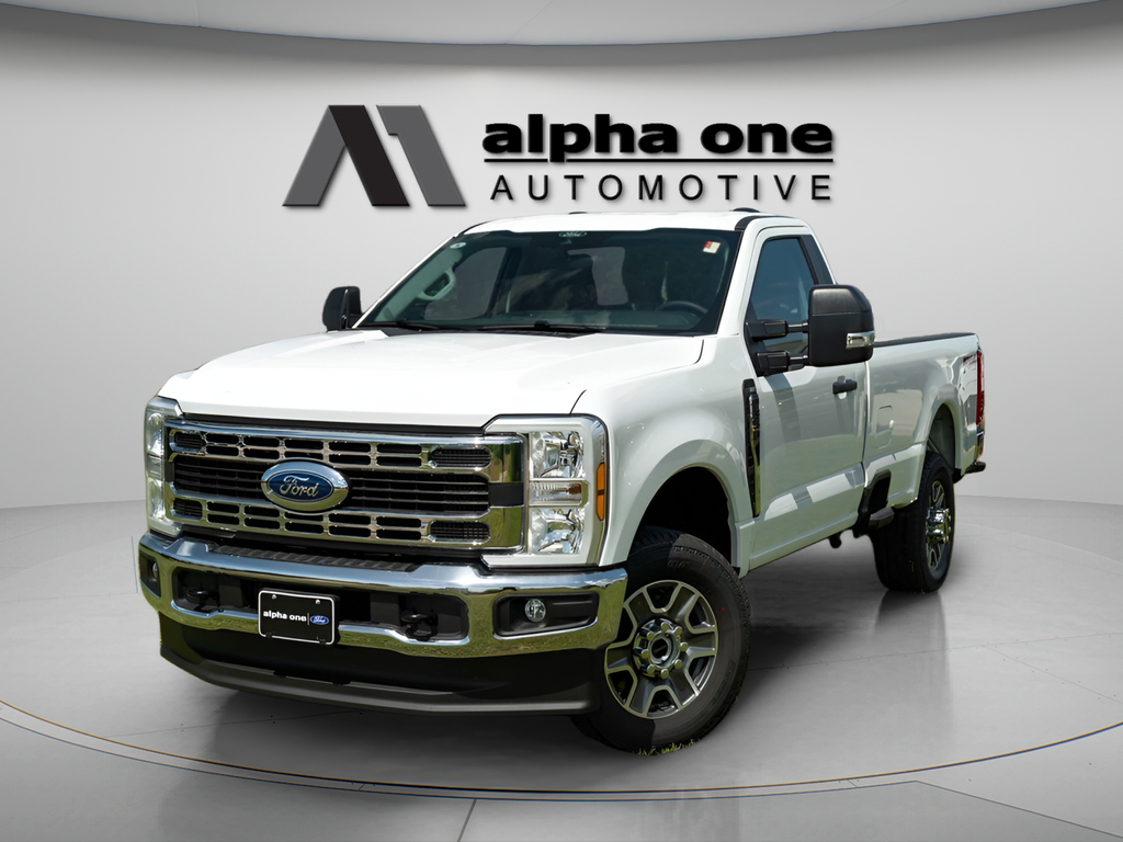 2025 Ford F-350SD XLT Truck
