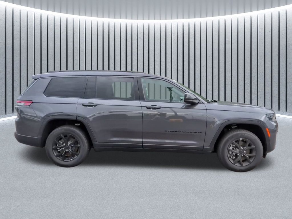 New 2026 Jeep Grand Cherokee L LAREDO ALTITUDE 4X4 Sport Utility