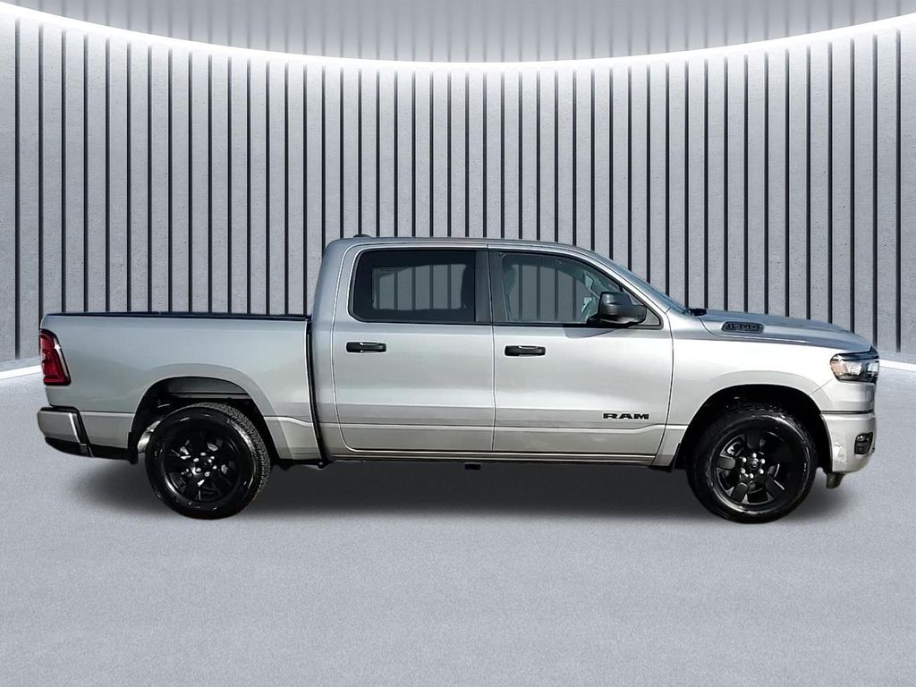 New 2025 Ram 1500 TRADESMAN CREW CAB 4X4 5'7 BOX Pickup