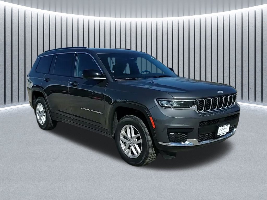 Used 2025 Jeep Grand Cherokee L Laredo SUV