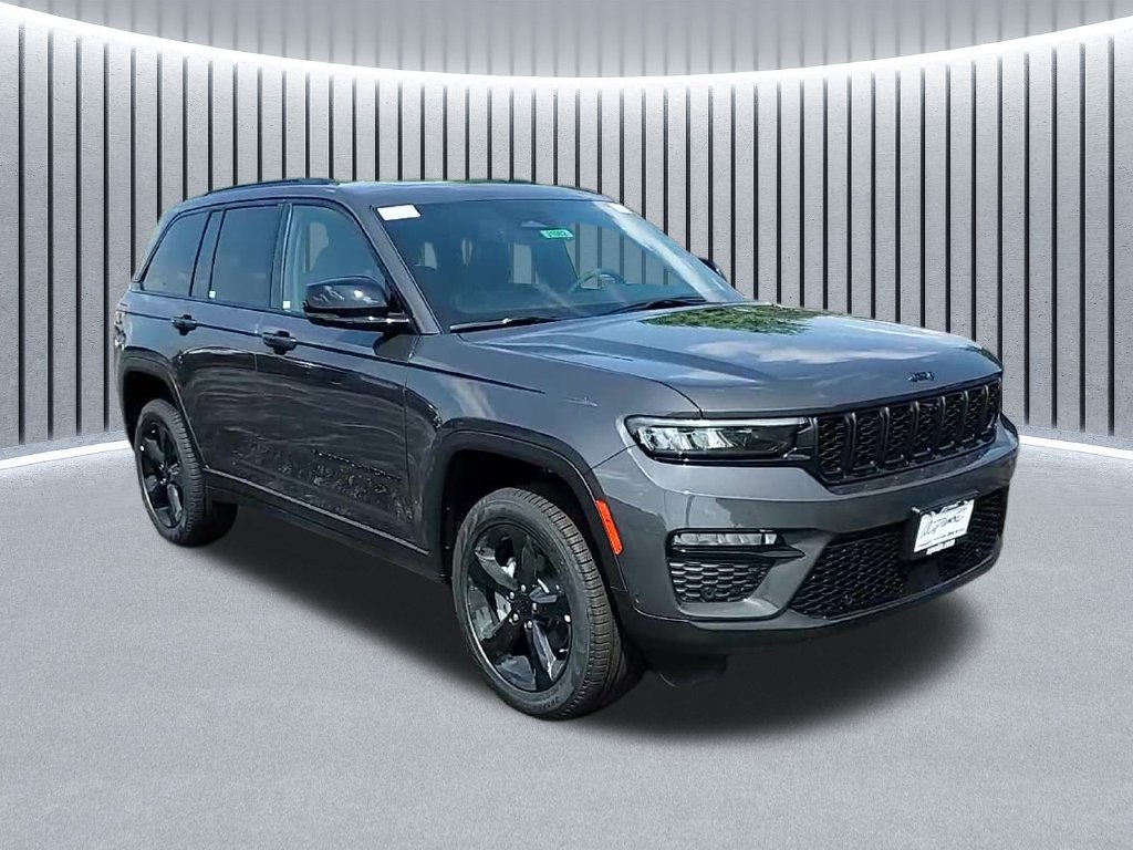 Used 2025 Jeep Grand Cherokee Limited SUV
