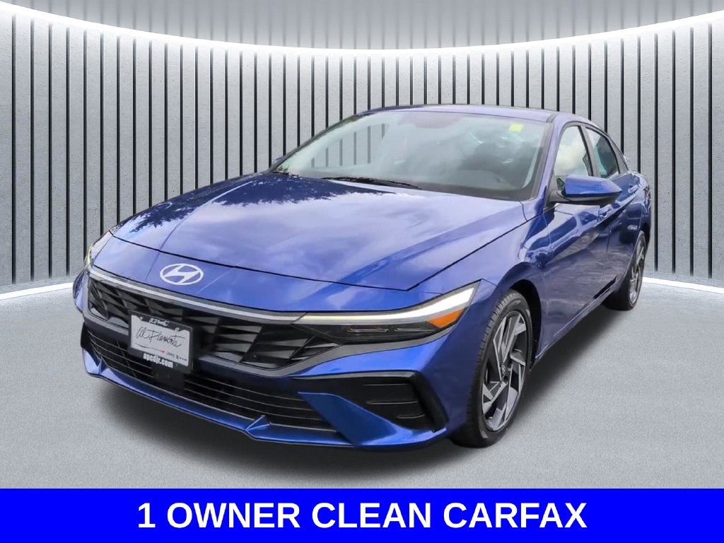 Used 2025 Hyundai Elantra SEL Convenience Sedan