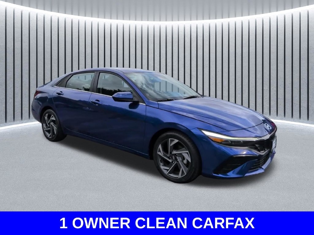 Used 2025 Hyundai Elantra SEL Convenience Sedan