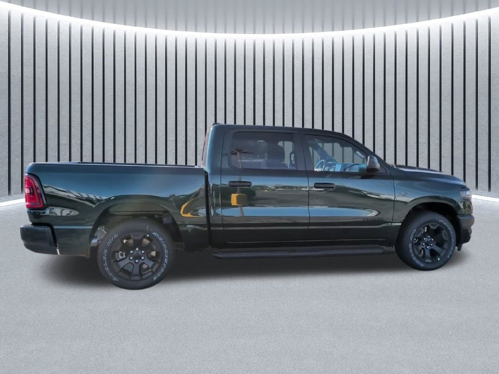 New 2027 Ram 1500 EXPRESS CREW CAB 4X4 5'7 BOX Pickup