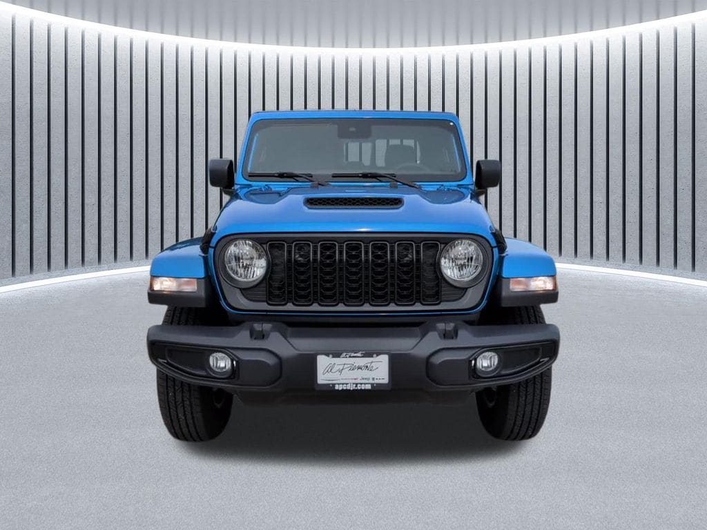 New 2025 Jeep Gladiator SPORT S 4X4 Pickup