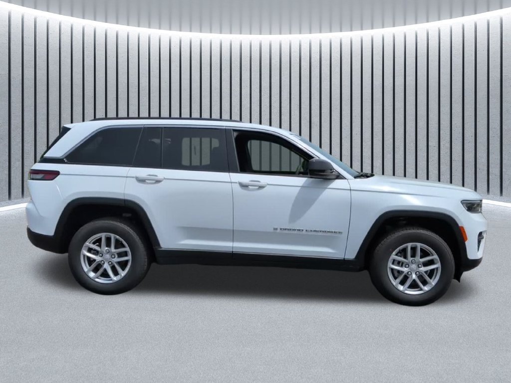 Used 2025 Jeep Grand Cherokee Laredo X SUV