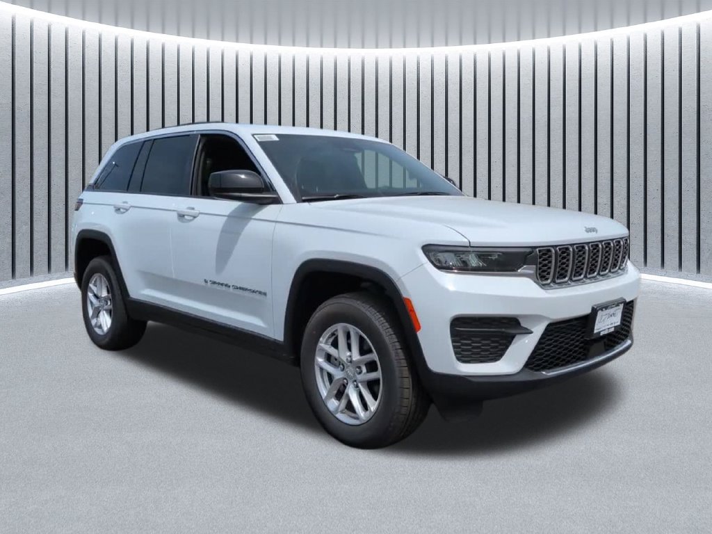 Used 2025 Jeep Grand Cherokee Laredo X SUV