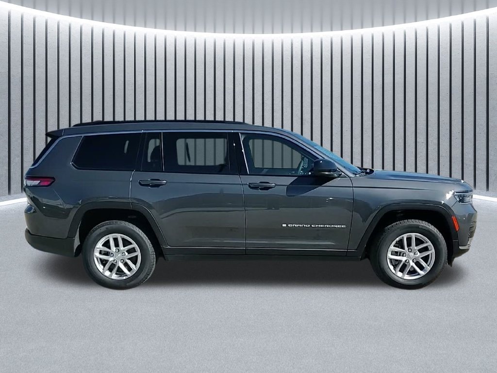 Used 2025 Jeep Grand Cherokee L Laredo SUV