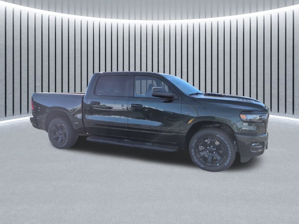 New 2027 Ram 1500 EXPRESS CREW CAB 4X4 5'7 BOX Pickup