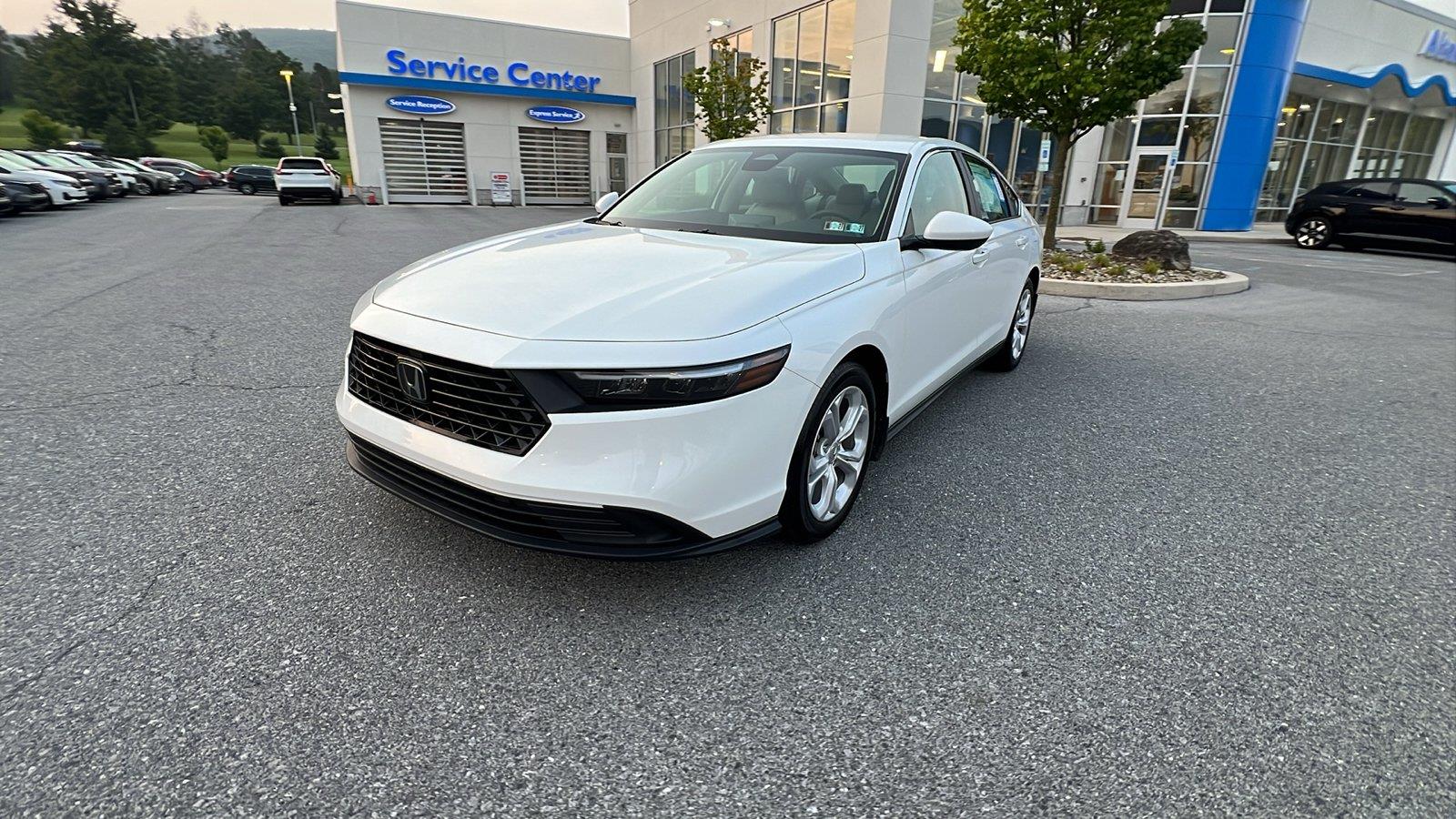 2025 Honda Accord LX - Photo 8