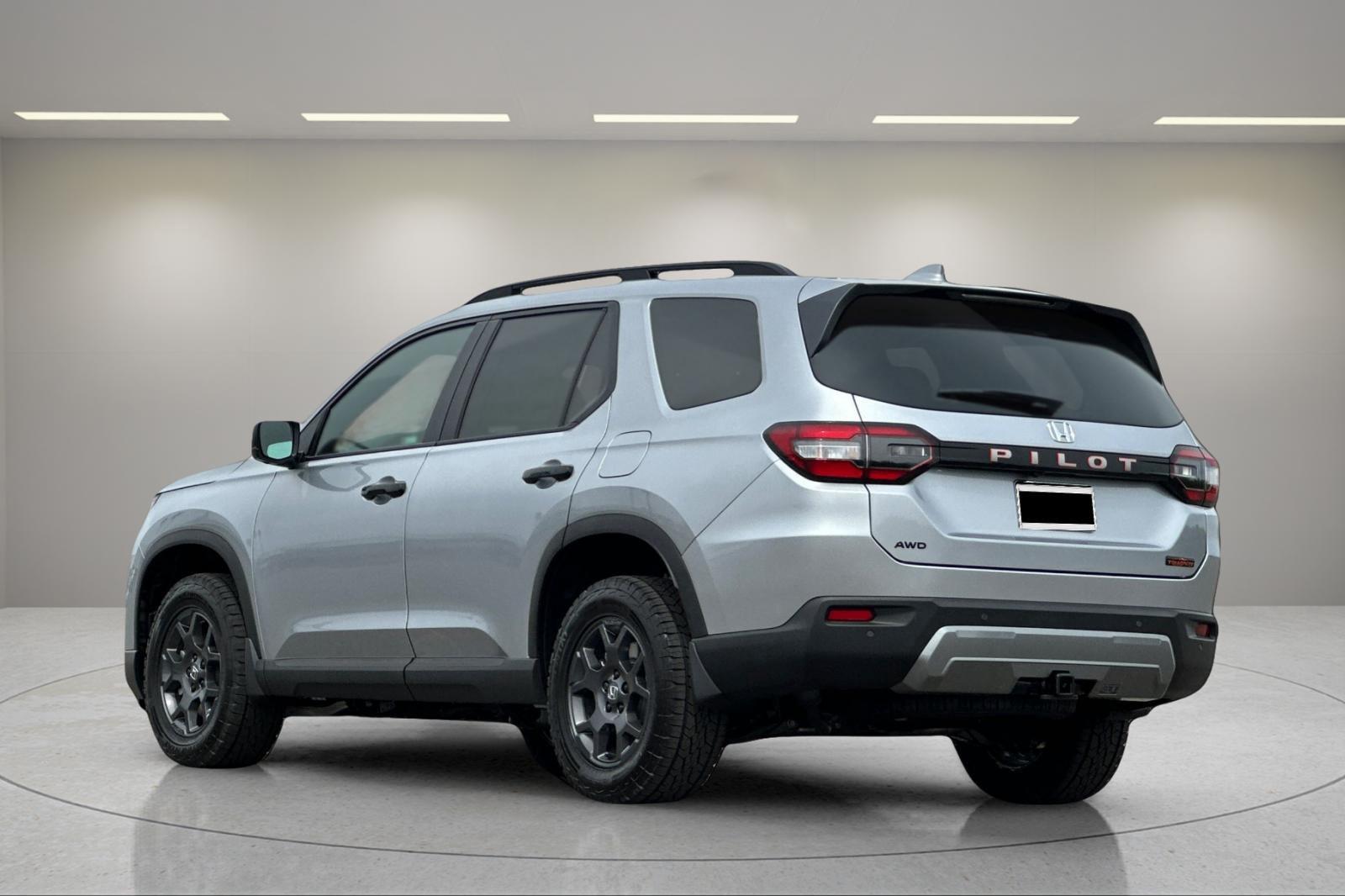 New 2026 Honda Pilot TrailSport SUV