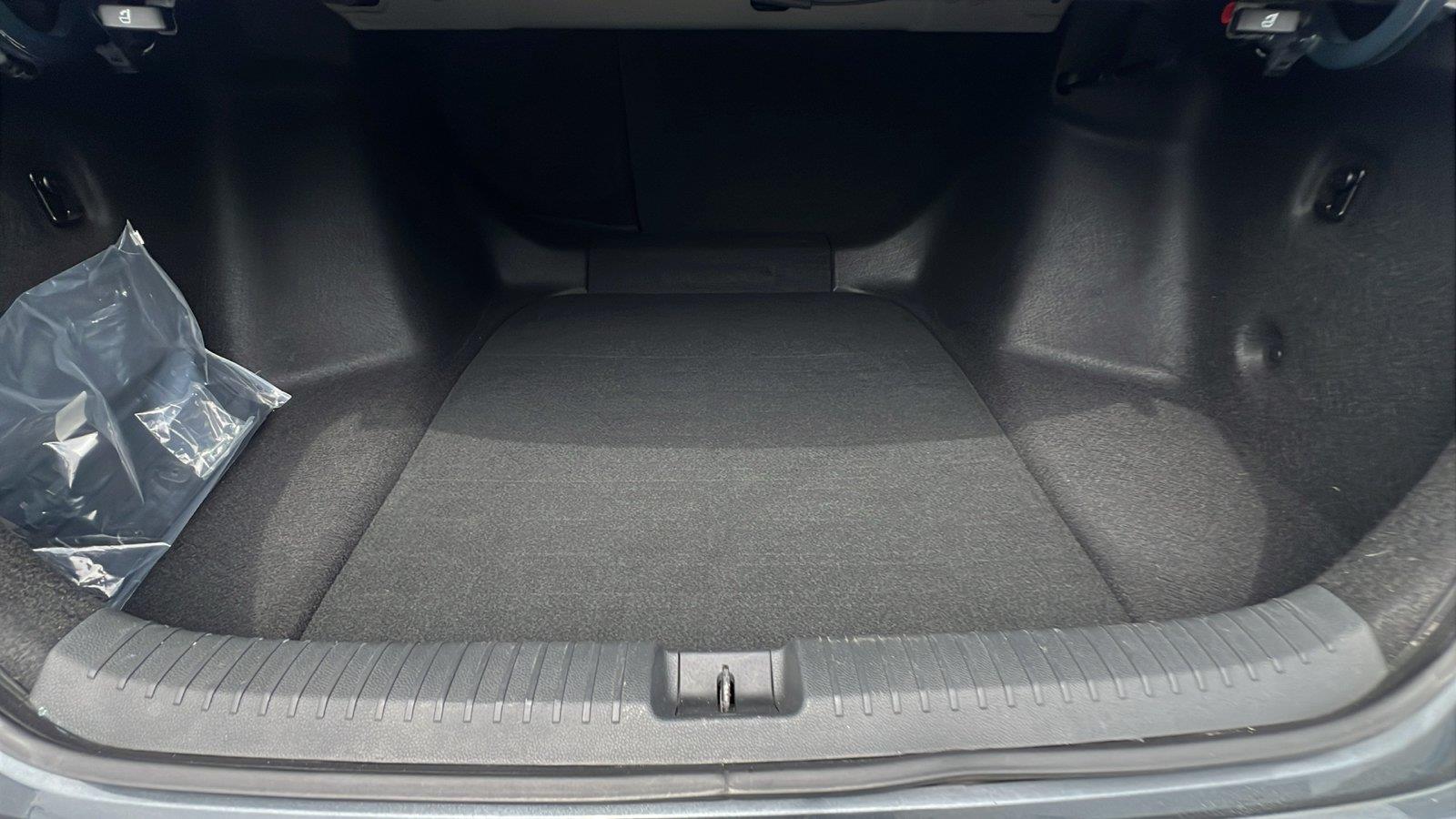 2024 Honda Accord Hybrid EX-L - Photo 16