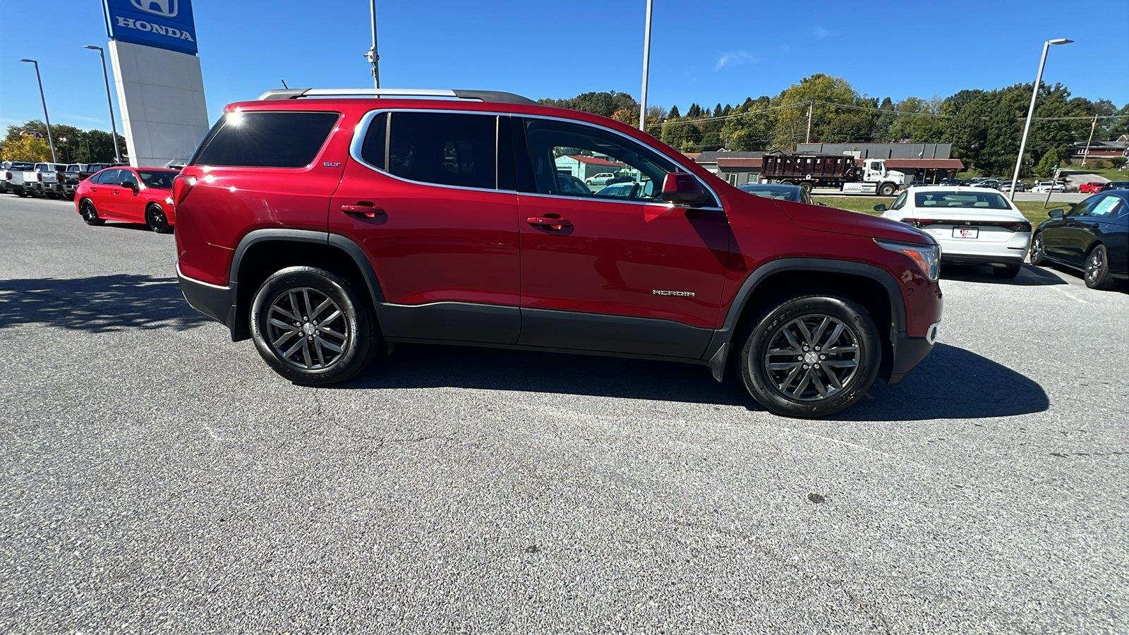 Used 2019 GMC Acadia SLT-1 SUV