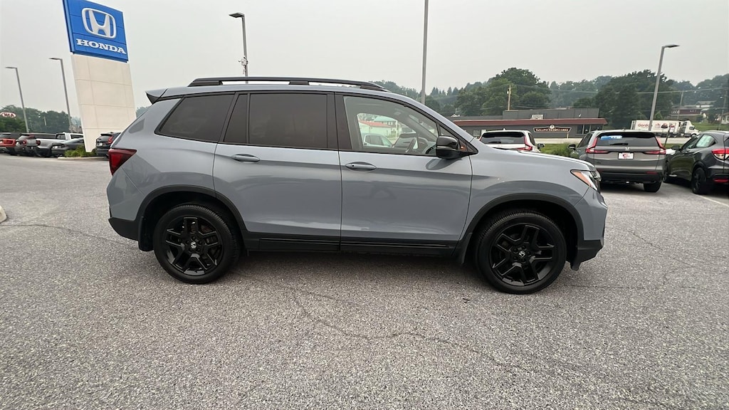 Used 2024 Honda Passport Black Edition SUV