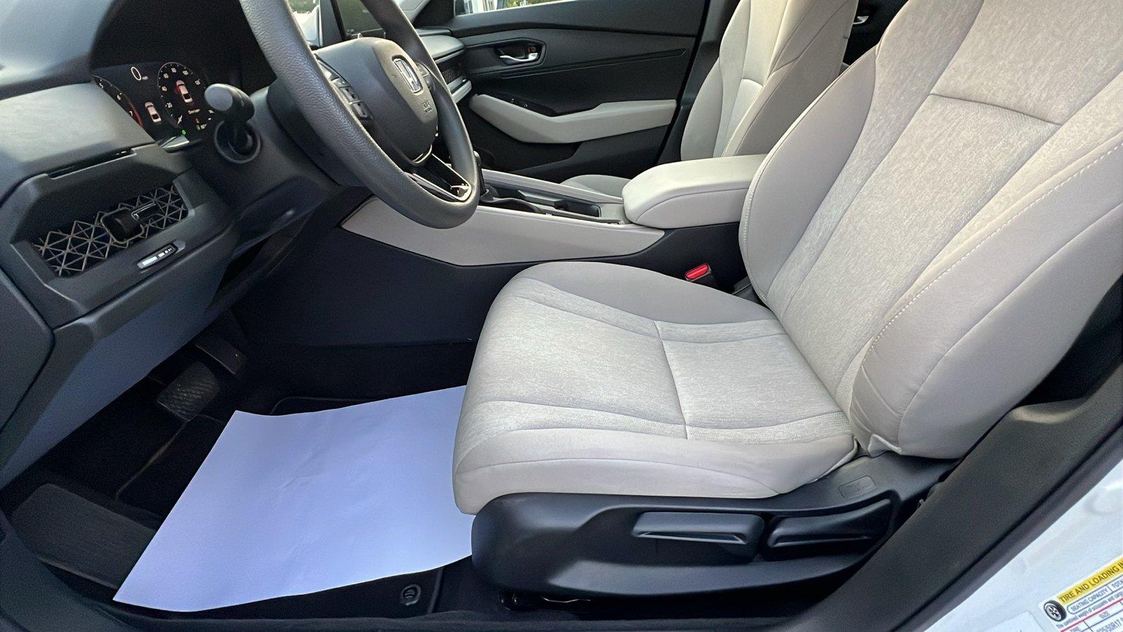 2025 Honda Accord LX - Photo 21