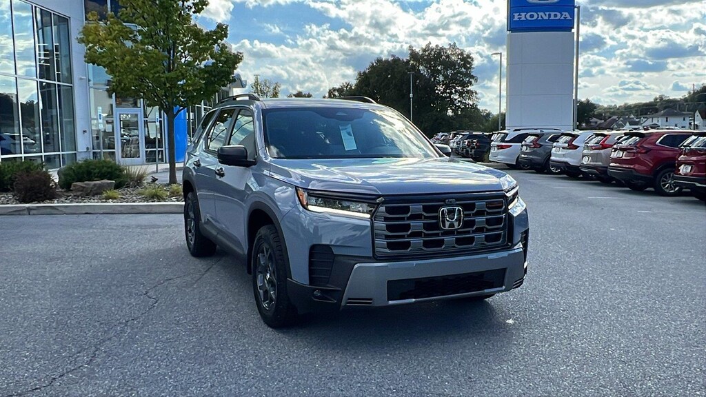 New 2026 Honda Pilot TrailSport SUV