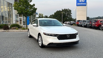 2025 Honda Accord LX Sedan