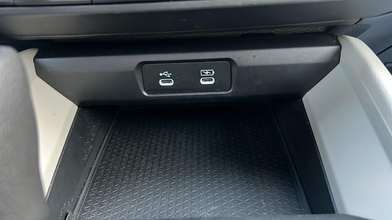 2025 Honda Accord LX - Photo 23