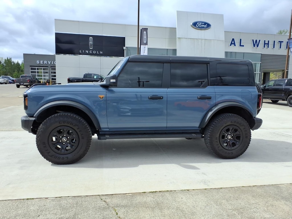 Used 2025 Ford Bronco Badlands SUV