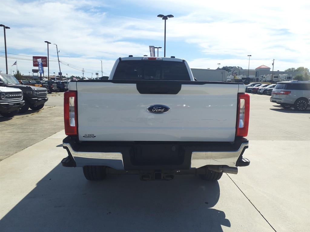 Used 2024 Ford F-250 XLT Crew Cab