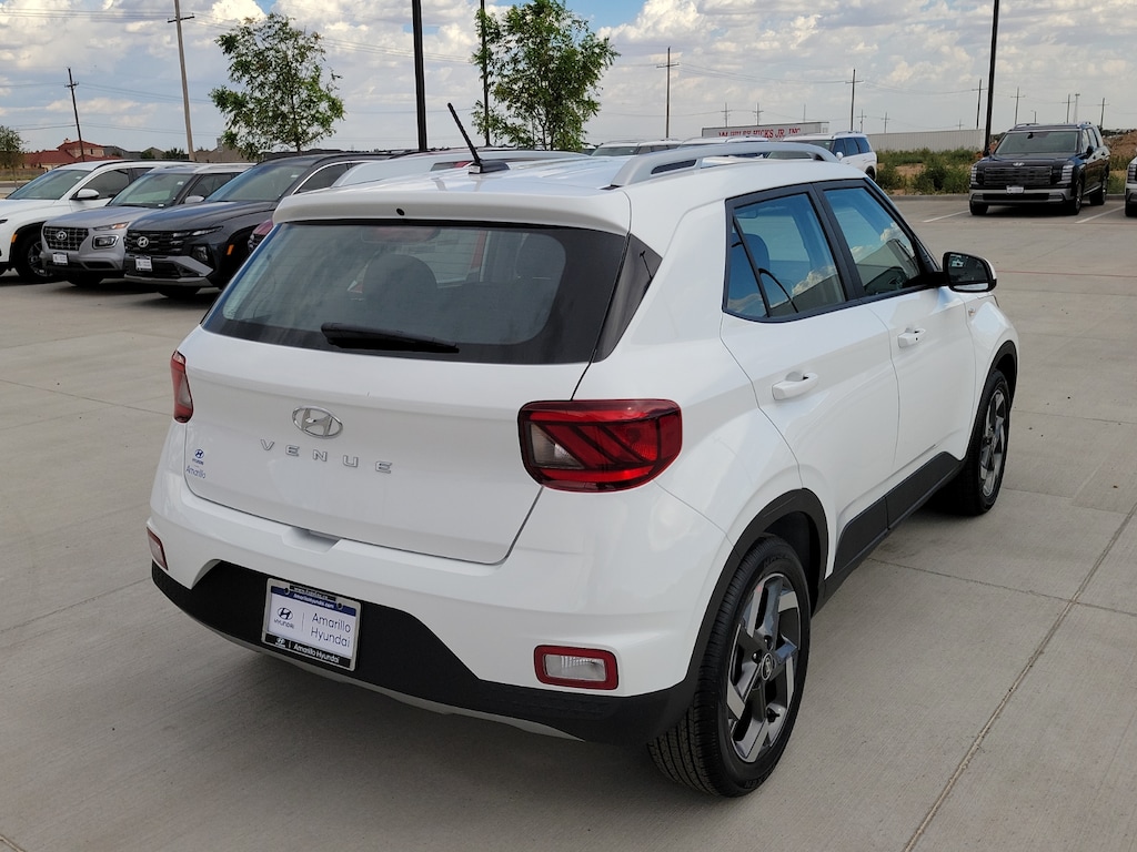 New 2026 Hyundai Venue SEL 4dr Front-Wheel Drive Sport Utility