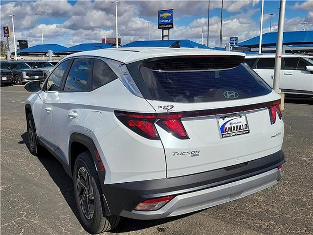 New 2026 Hyundai Tucson Hybrid Blue SE SUV