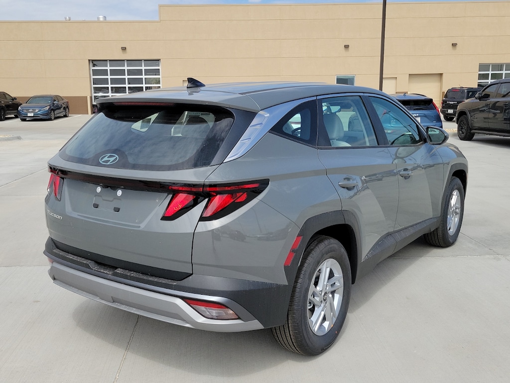 New 2026 Hyundai Tucson SE 4dr Front-Wheel Drive Sport Utility